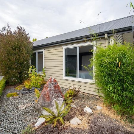 Southland Sounds - Te Anau Holiday Home מראה חיצוני תמונה