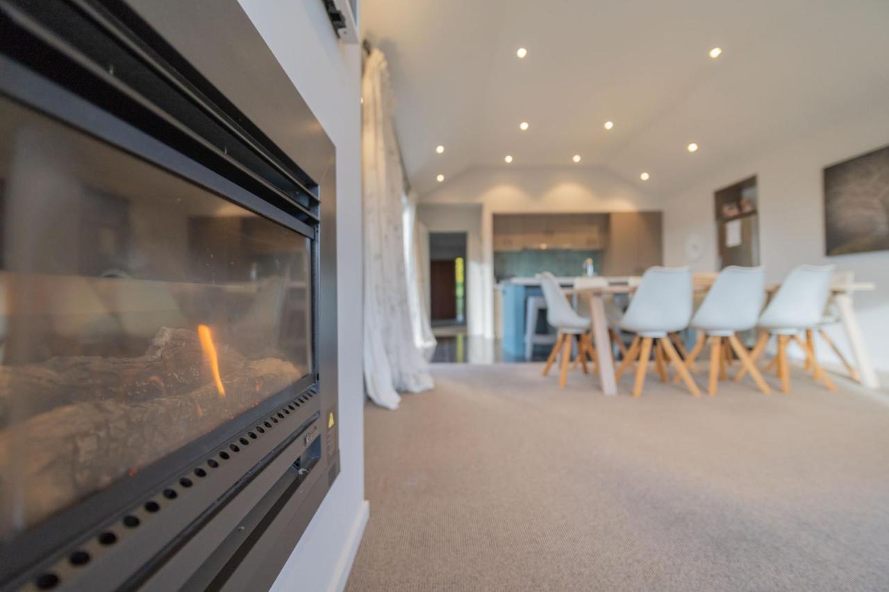 Southland Sounds - Te Anau Holiday Home מראה חיצוני תמונה