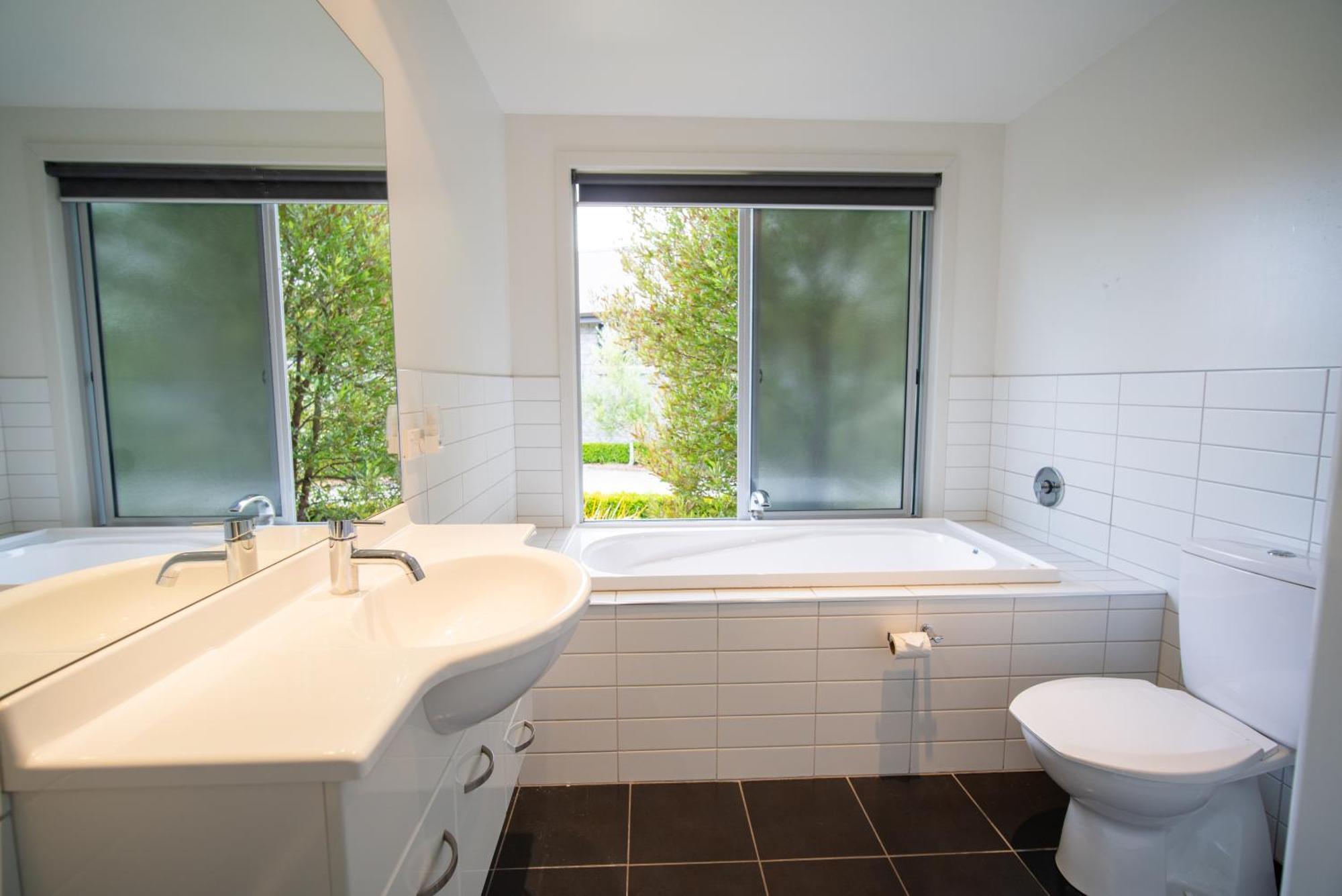 Southland Sounds - Te Anau Holiday Home מראה חיצוני תמונה